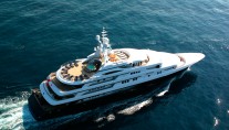 Benetti Motor Yacht Reverie - cruising